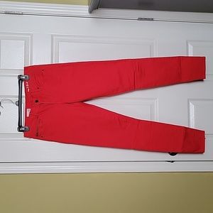 NWOT gap red legging jeans in size 27